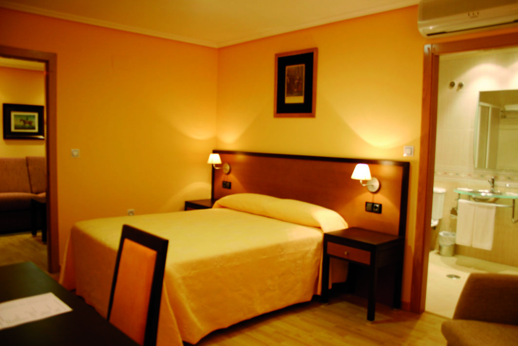 Aparthotel Arenteiro Carballino Zimmer foto